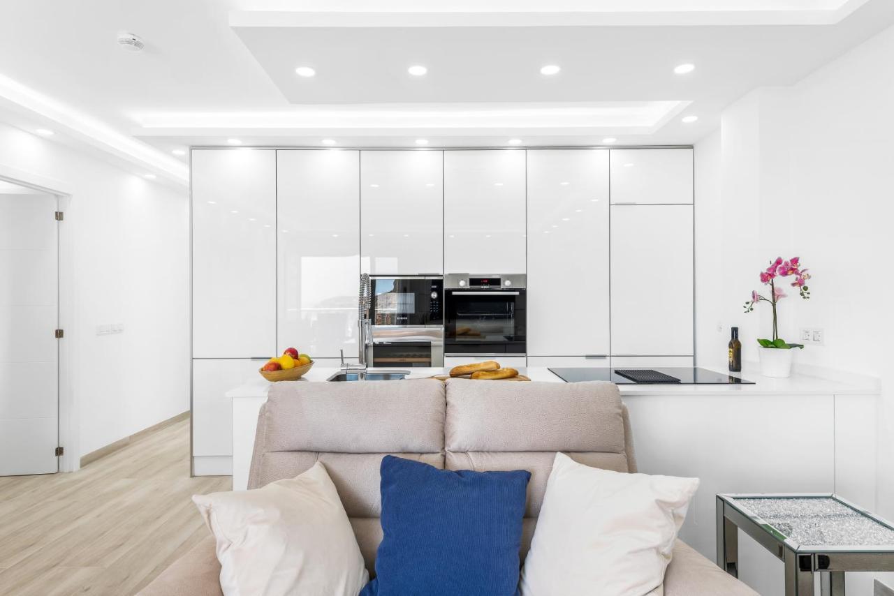 3C Atico Vista Hermosa Wifi Pool,Tennis,Padel,Park Лос Кристианос Экстерьер фото